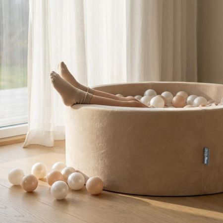 KiddyMoon Suchy basen okrągły VELVET z piłeczkami 7cm Іграшка пінопластовий басейн, бежевий