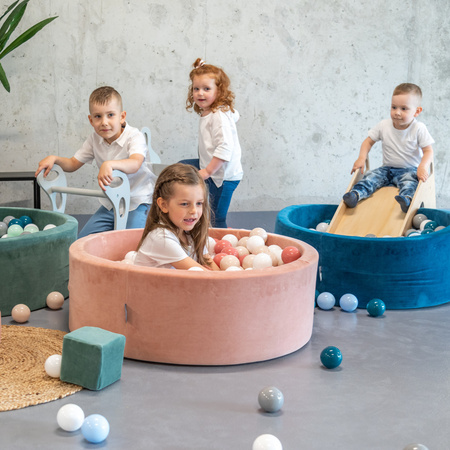 KiddyMoon Plastikowe piłeczki 7cm Zabawka zestaw kulek, pastelowy beż-łososiowy-biały